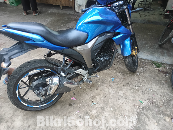 Suzuki Gixxer monotone 2019 model